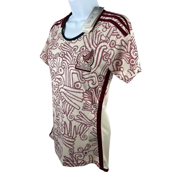 New World Cup QATAR 2022 Mexico Women's AWAY Soccer Jersey - Picture 5 of 7